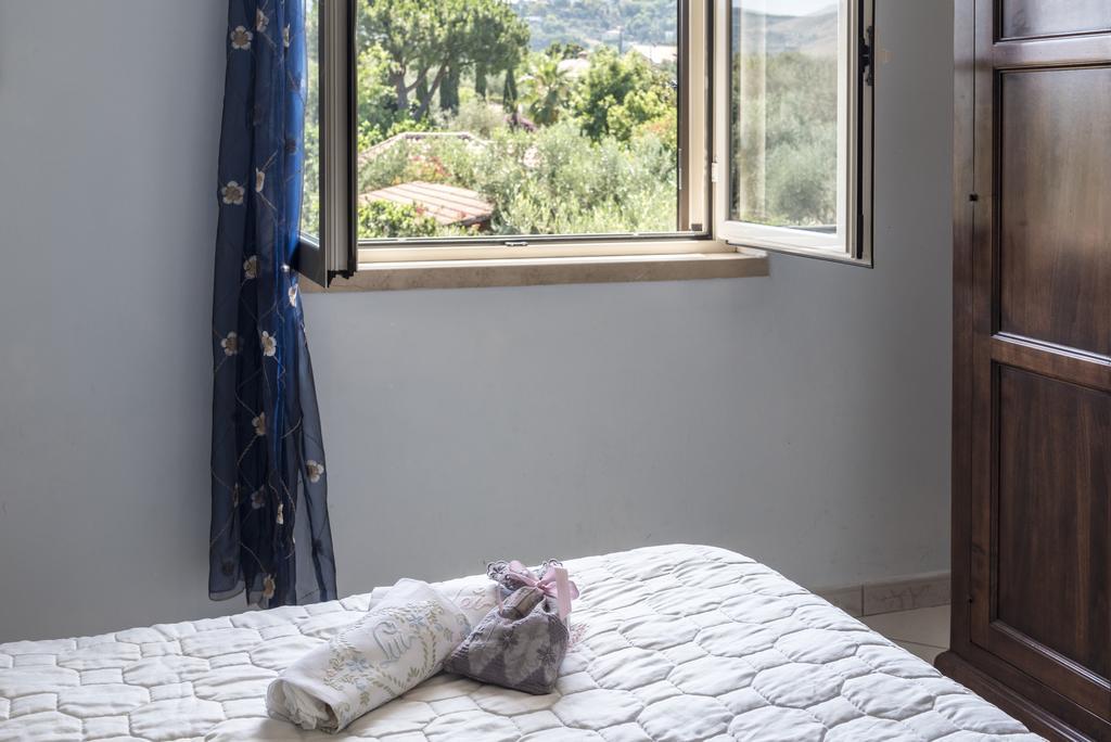 Villa Tina Santa Maria di Castellabate Bagian luar foto