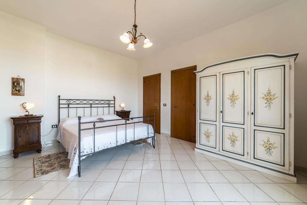Villa Tina Santa Maria di Castellabate Bagian luar foto